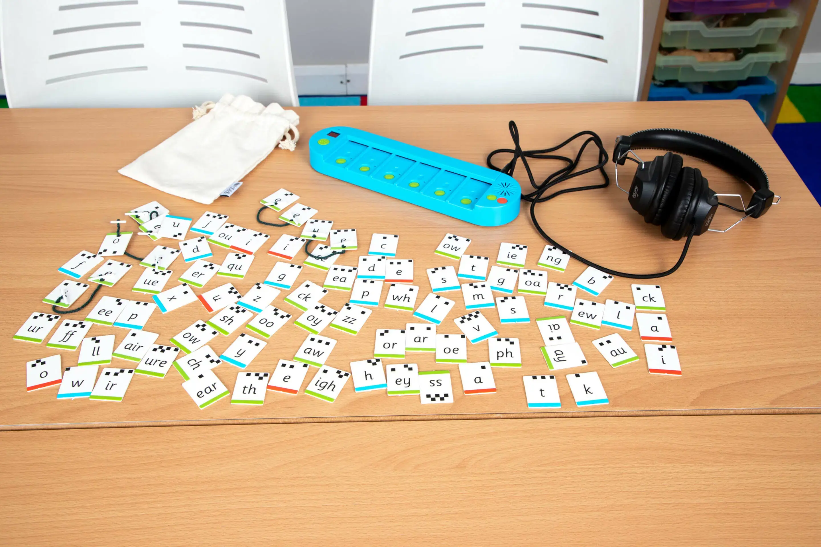 Phonics teaching equipment