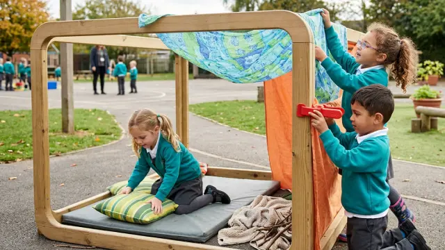 den building in school